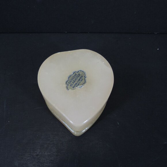 Genuine Alabaster Hand Carved Made in Italy Small Hinged Lid Heart Trinket Box - Picture 10 of 10